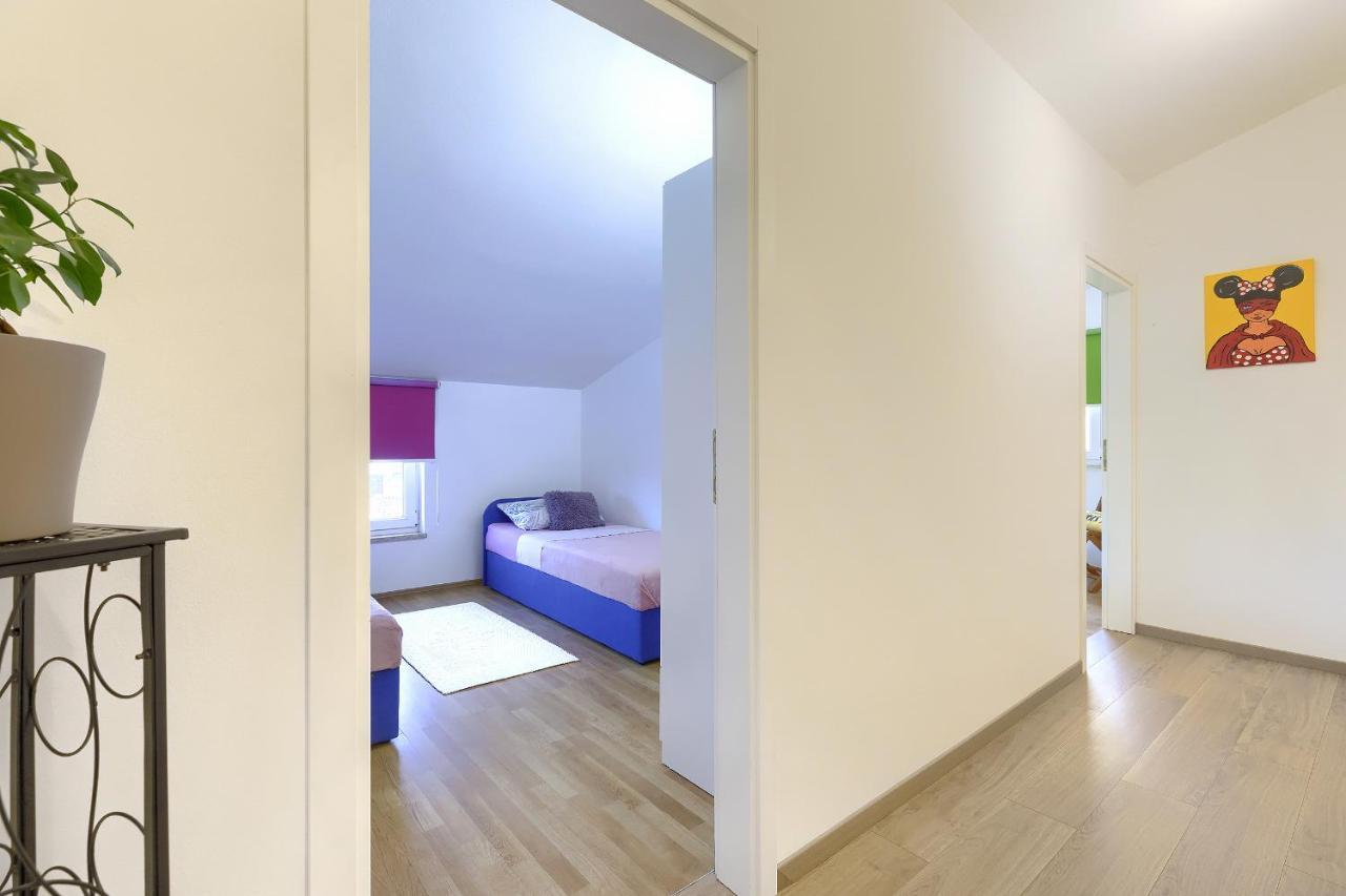 Homestay Pula Eksteriør billede