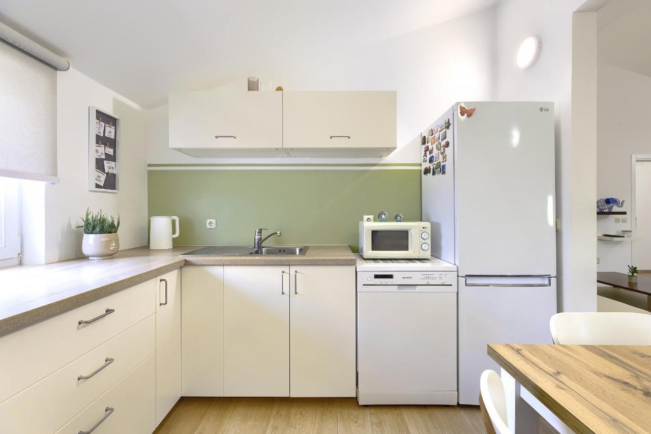 Homestay Pula Eksteriør billede