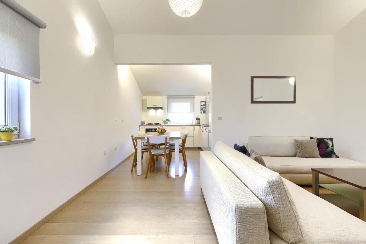 Homestay Pula Eksteriør billede