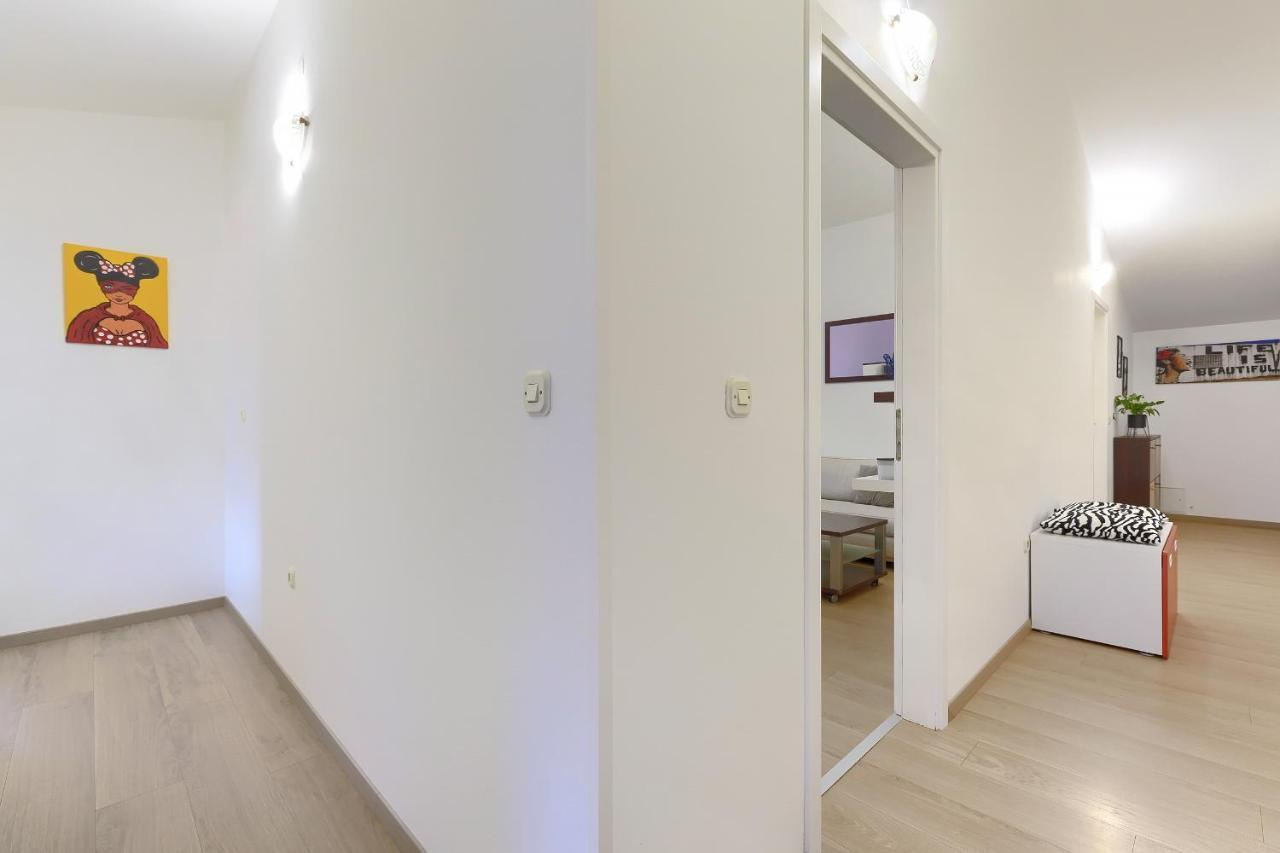 Homestay Pula Eksteriør billede